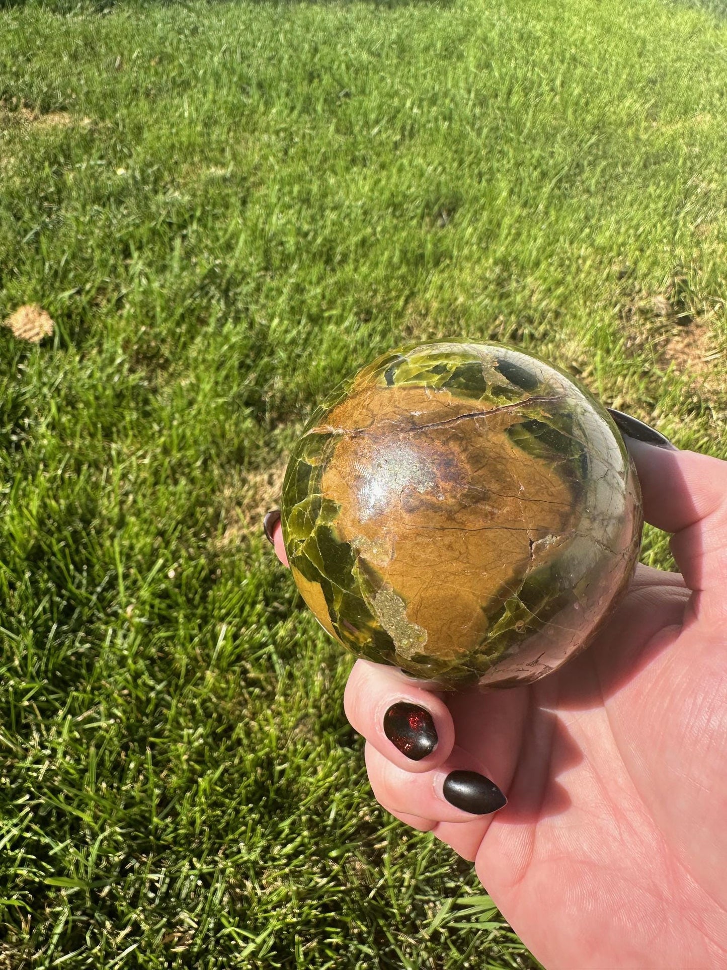 Que Sera Sphere – 2.7 Inch Diameter, 1 lb – Unique Healing Crystal Sphere