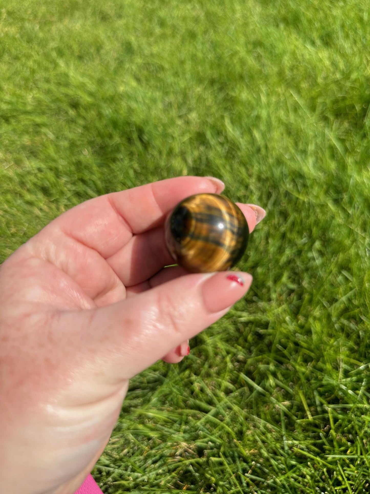 High-Quality Tiger's Eye Spheres with Chatoyancy - 1 Inch Diameter