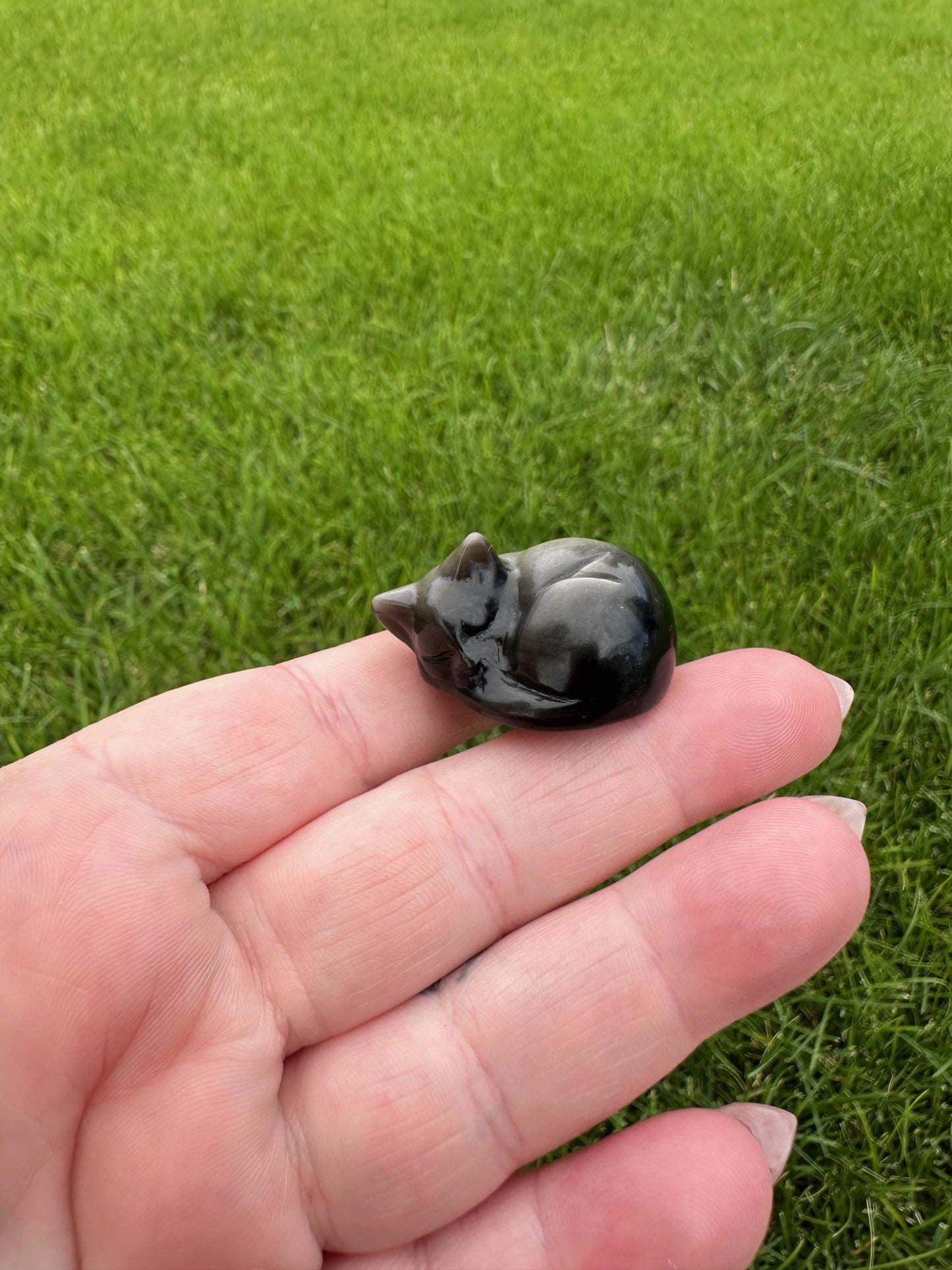 Silver Sheen Obsidian Sleeping Kitten Crystal Carving – 1 Inch – Adorable and Protective Stone