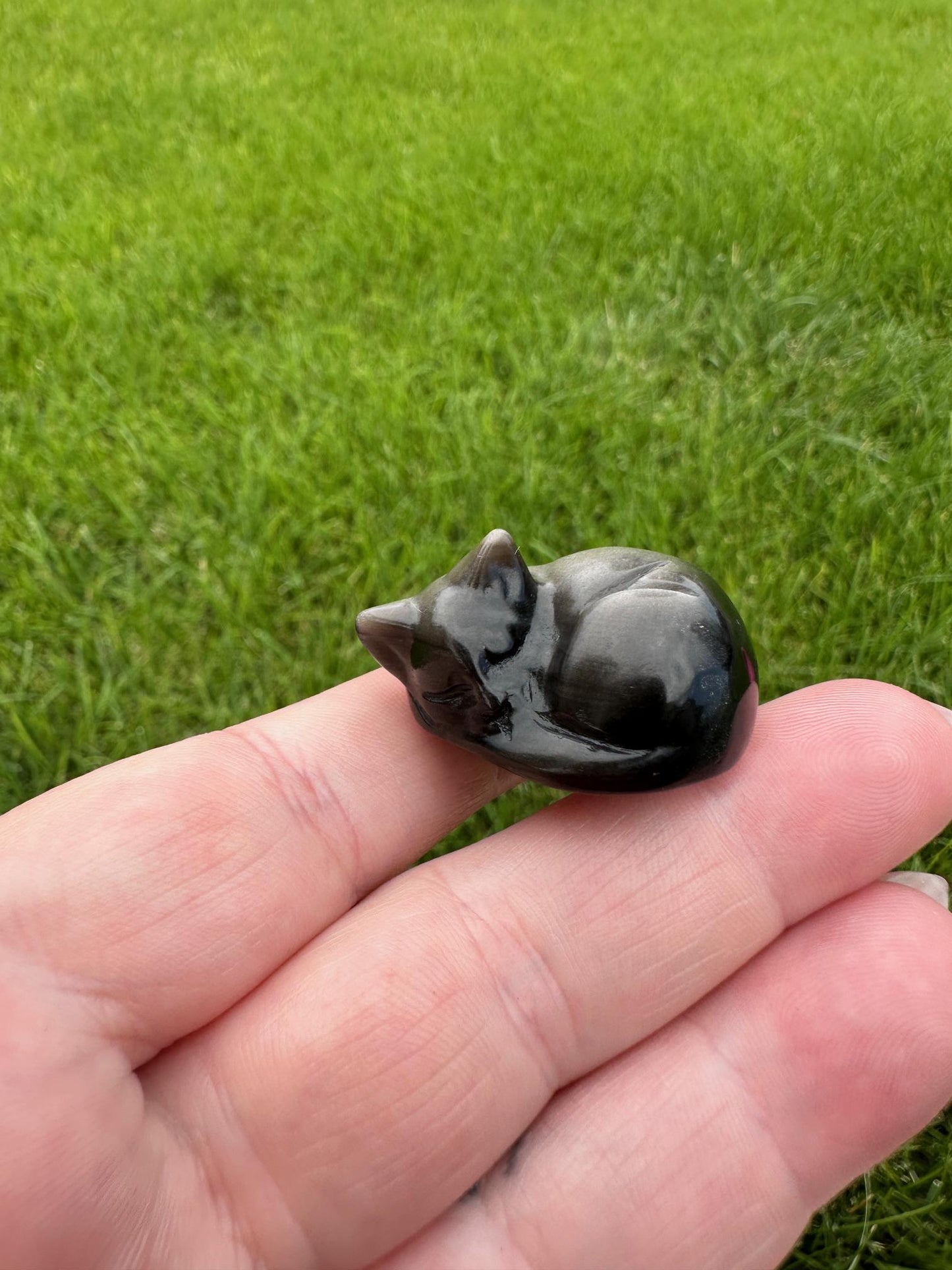 Silver Sheen Obsidian Sleeping Kitten Crystal Carving – 1 Inch – Adorable and Protective Stone