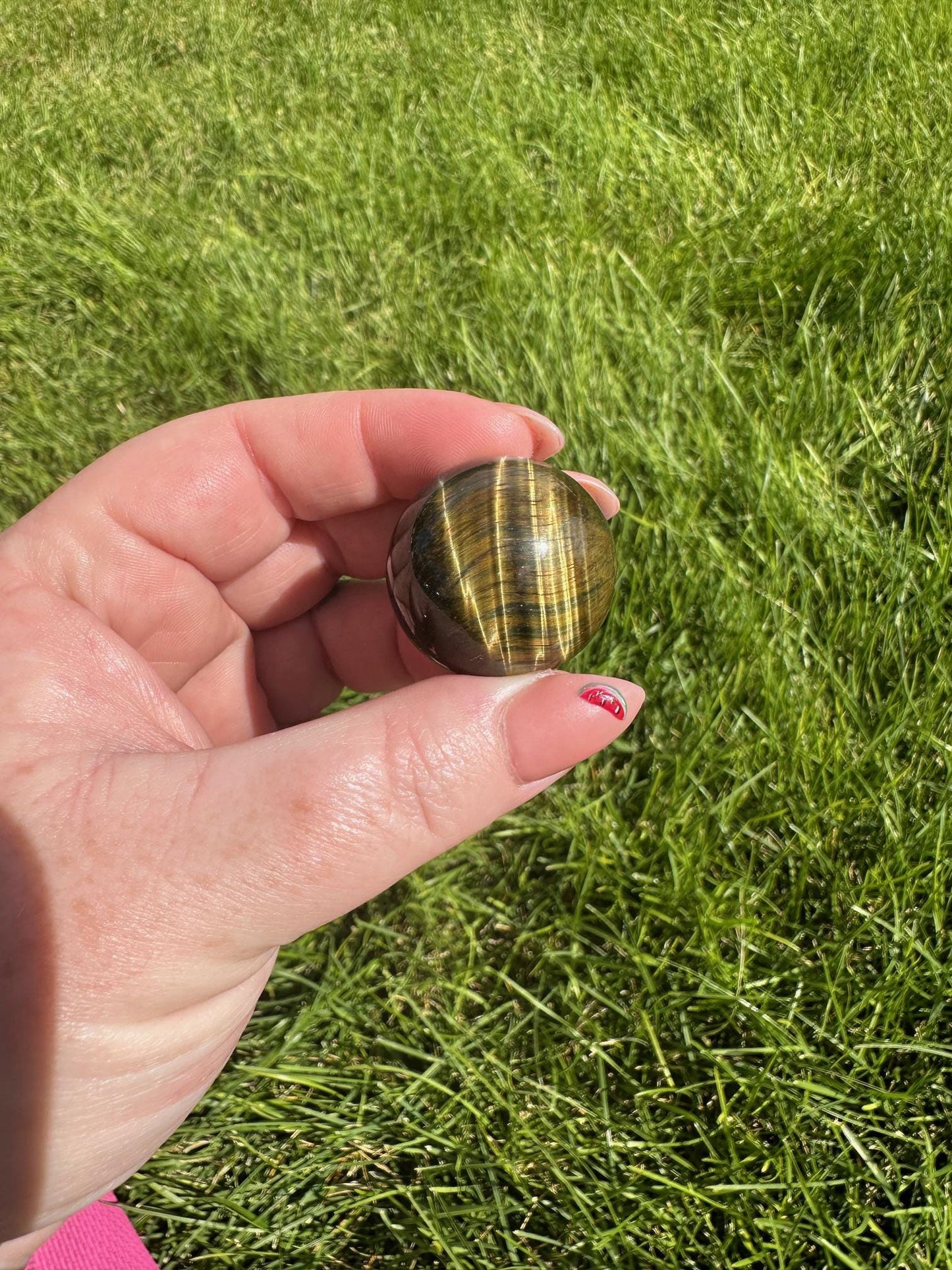 High-Quality Tiger's Eye Spheres with Chatoyancy - 1 Inch Diameter