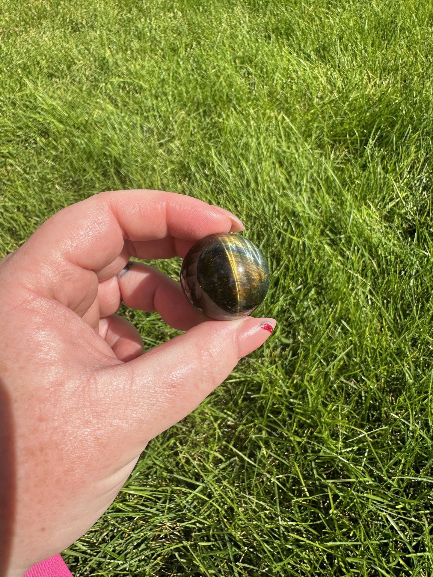 High-Quality Tiger's Eye Spheres with Chatoyancy - 1 Inch Diameter