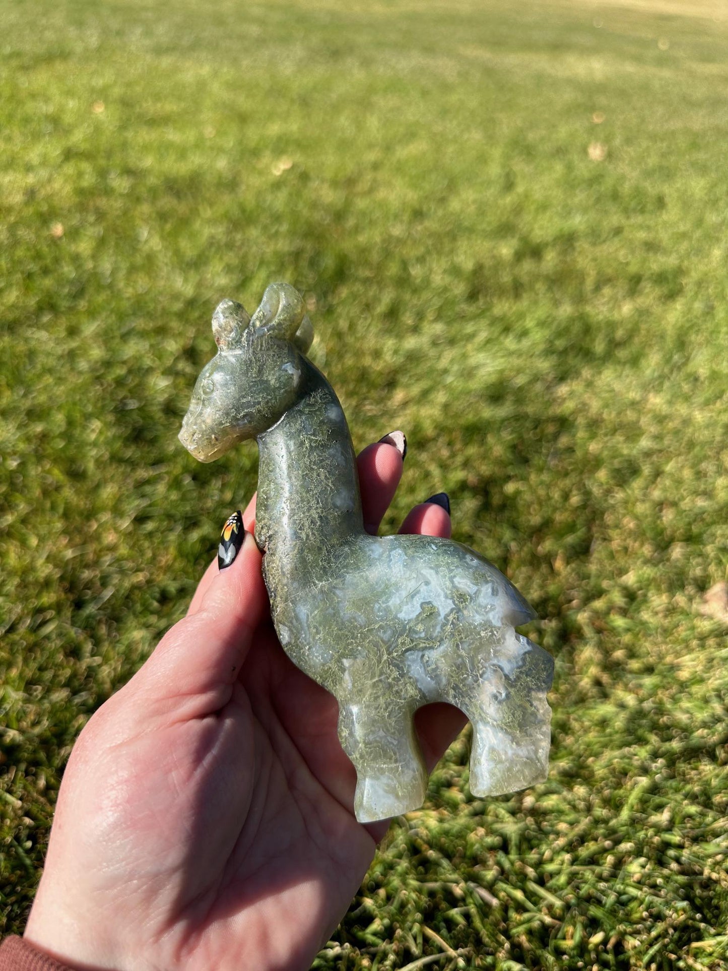 Moss Agate Giraffe Carving – 6 Inches Tall, 12 oz – Unique Crystal Animal Sculpture