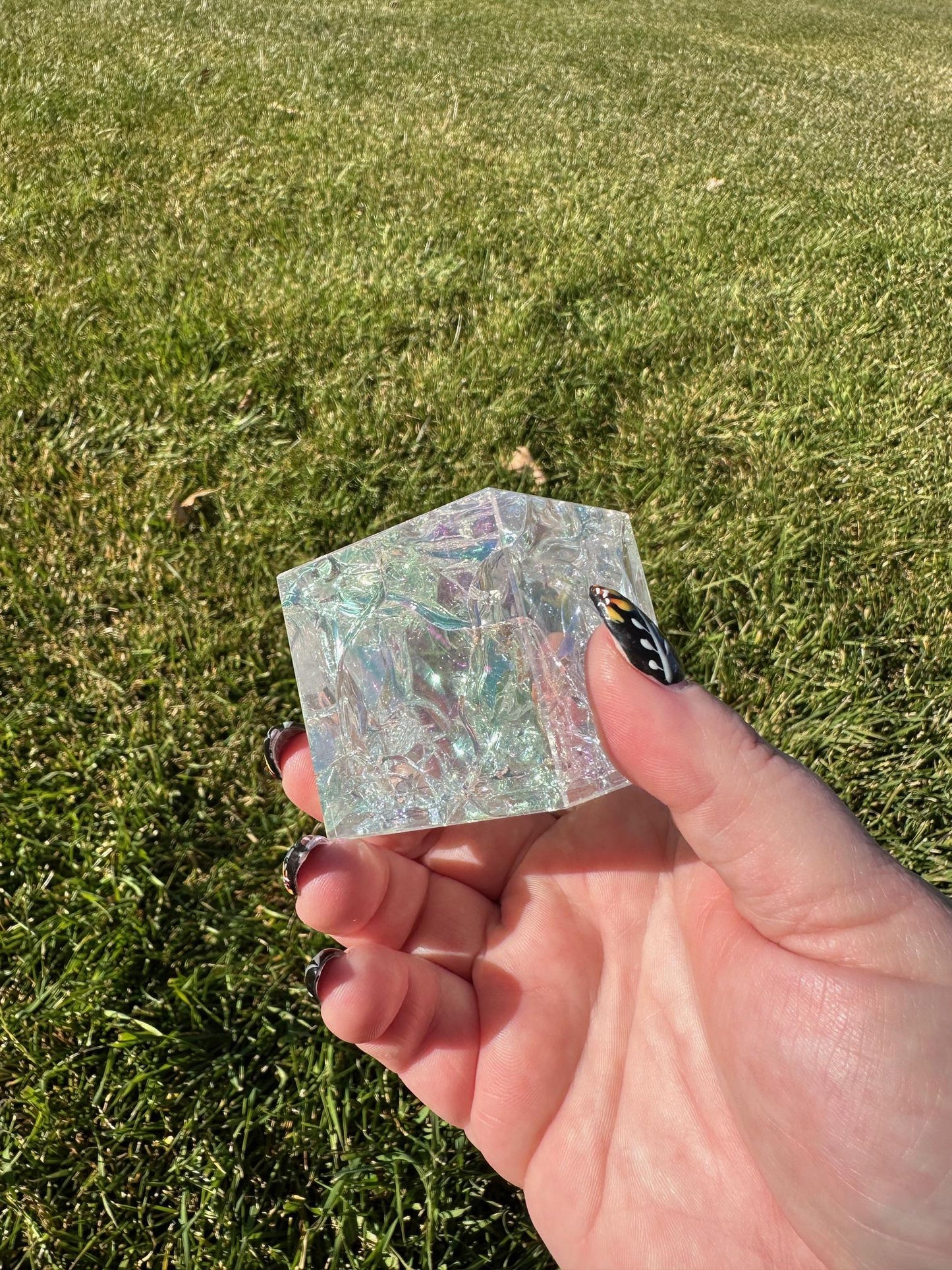 Aura Crackle Quartz Cube – 2 Inches, 10 oz – Iridescent Healing Crystal